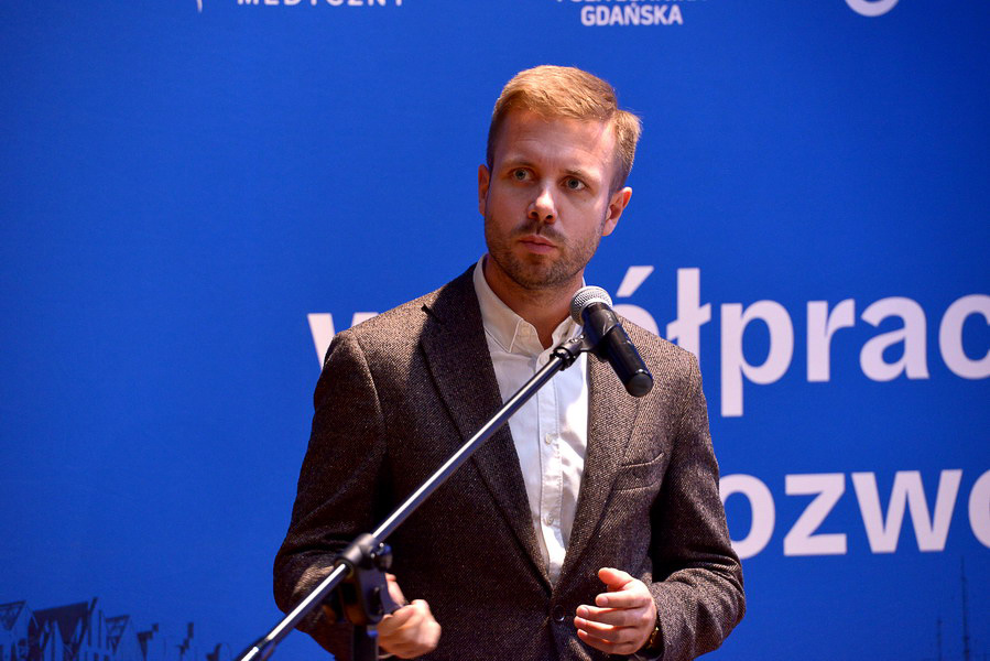 prof. PG Aleksander Orłowski