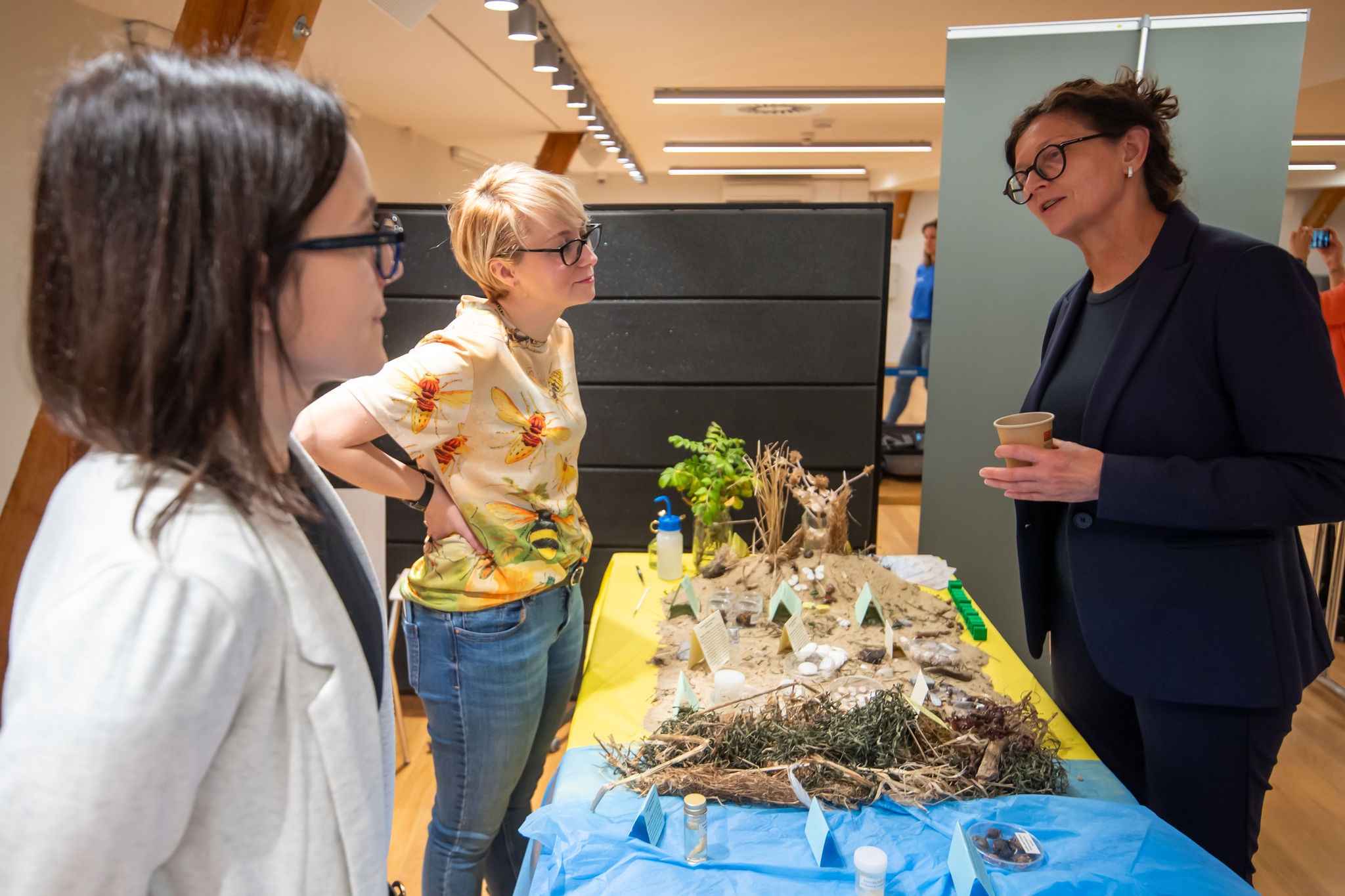 Zdjęcia z zajęć VR w Hevelianum 26.11.2025