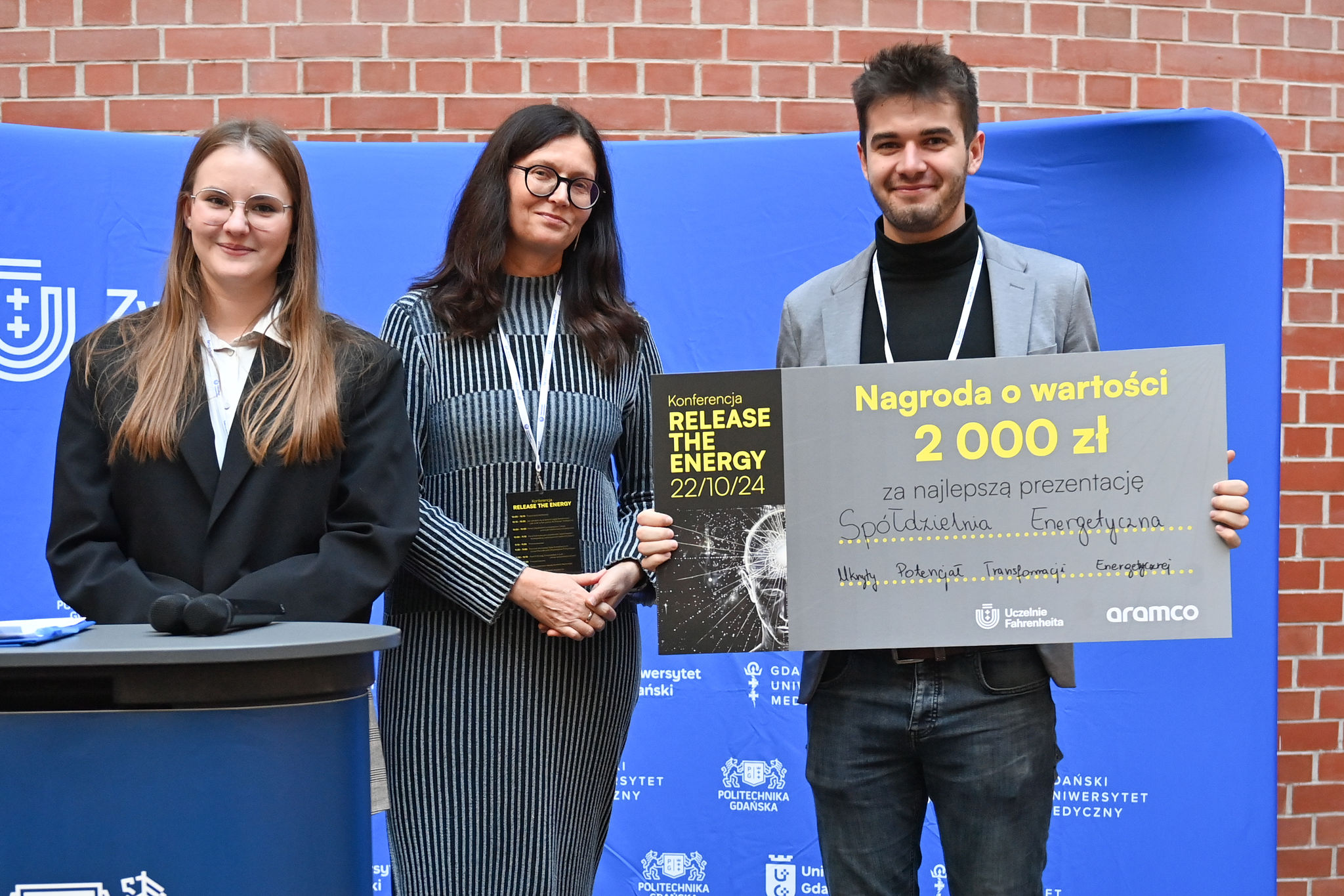 Laureat nagrody za najlepszą prezentację - inż. Szymon Niewdana 