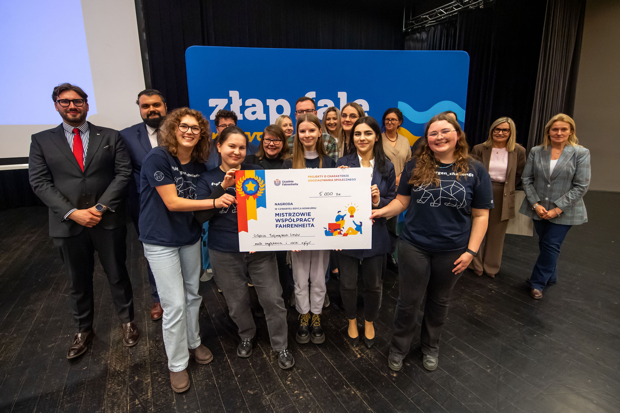 photos from the final of the 4th edition of FarU competition