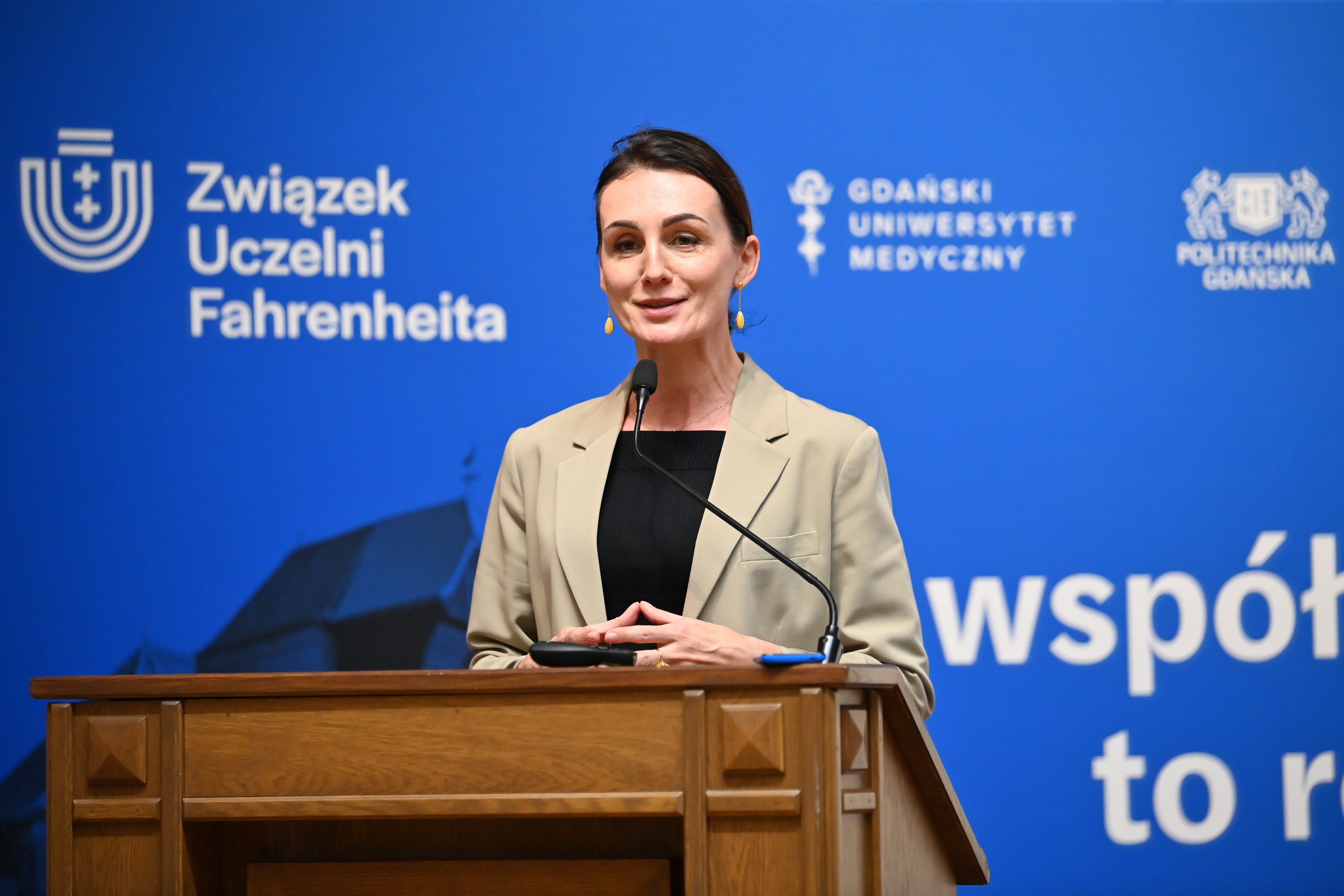 Beata Rutkiewicz, the Head of the Pomeranian Region, during FarU Economic Convention